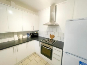 Flat 76 felbridge house